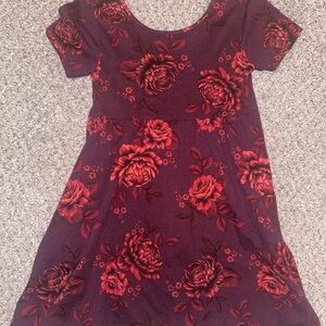 Old Navy Kids Dress in Red and Dark Purple Floral